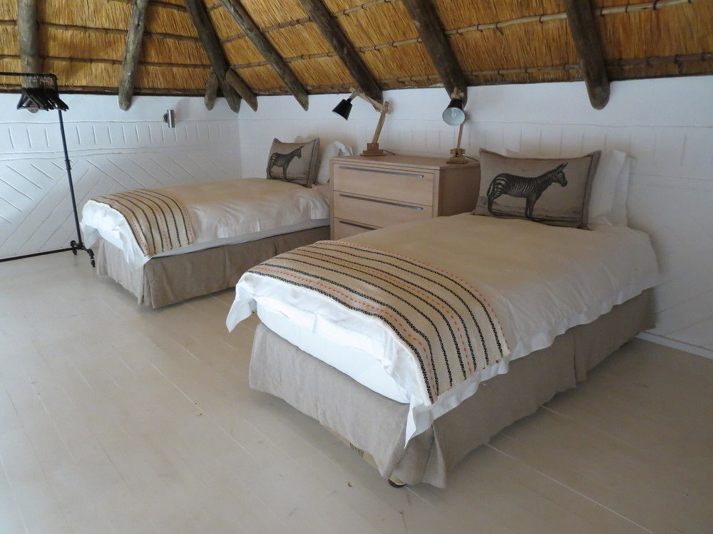 Ekuthuleni Lodge Strand Esterno foto